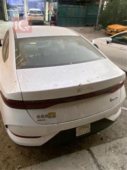 بی وای دی Qin Plus